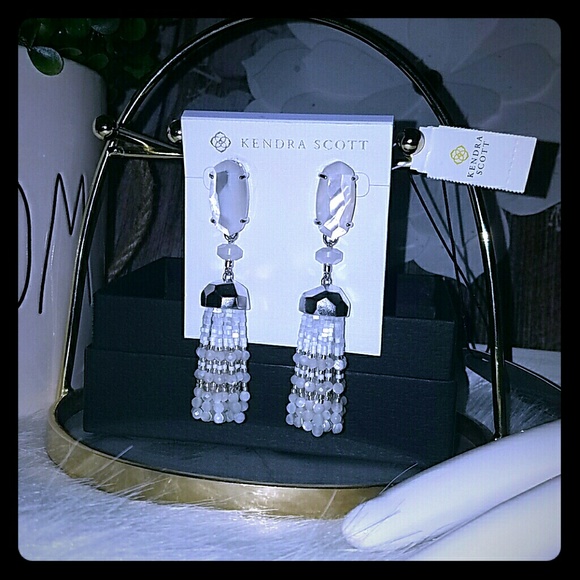 Kendra Scott Jewelry - Kendra scott dove earrings